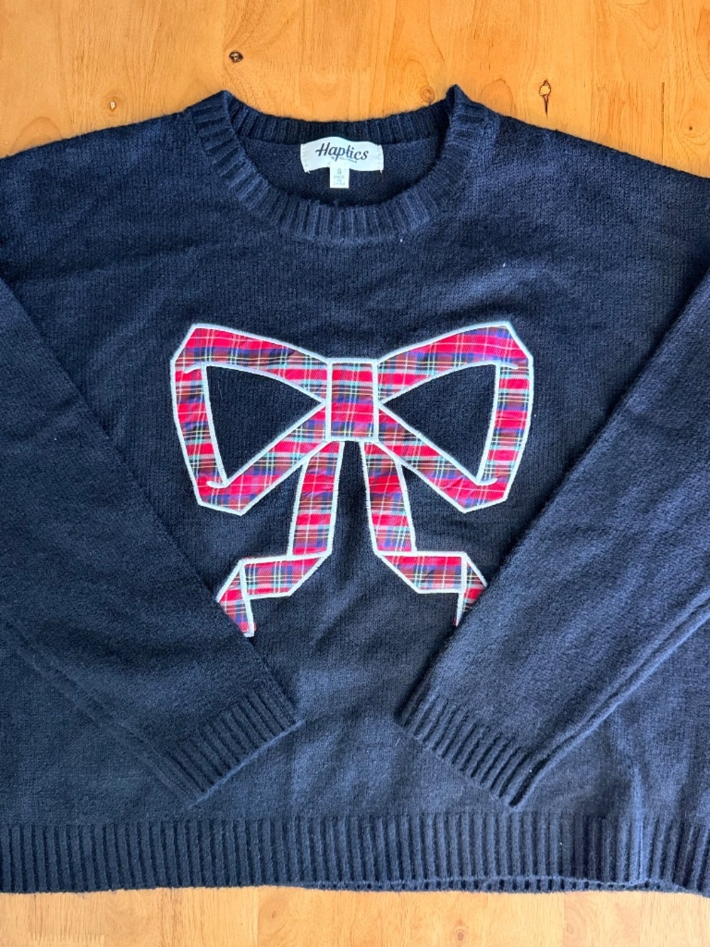 Haptics Holly Harper Black Plaid Bow Crewneck Sweater Small Festive Holiday 643